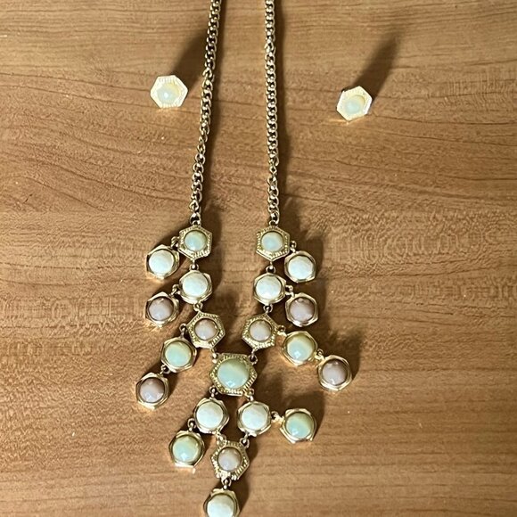 𝅺CHUNKY Style Necklace with Stud Earrings - Picture 2 of 7